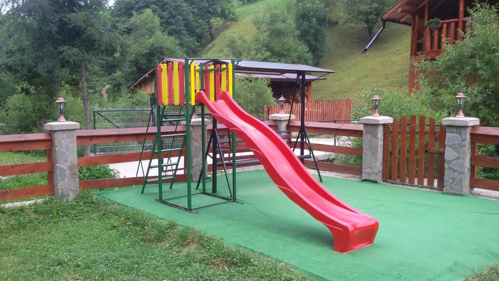 Pensiunea Malina Moeciu De Sus Dış mekan fotoğraf