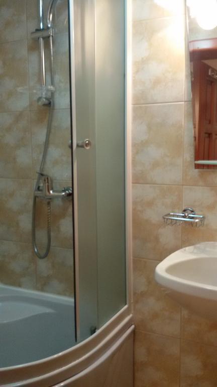 Pensiunea Malina Moeciu De Sus Oda fotoğraf